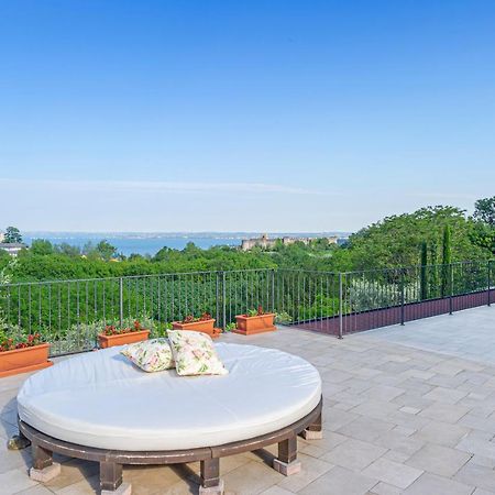 Villa Pratello Padenghe sul Garda Luaran gambar