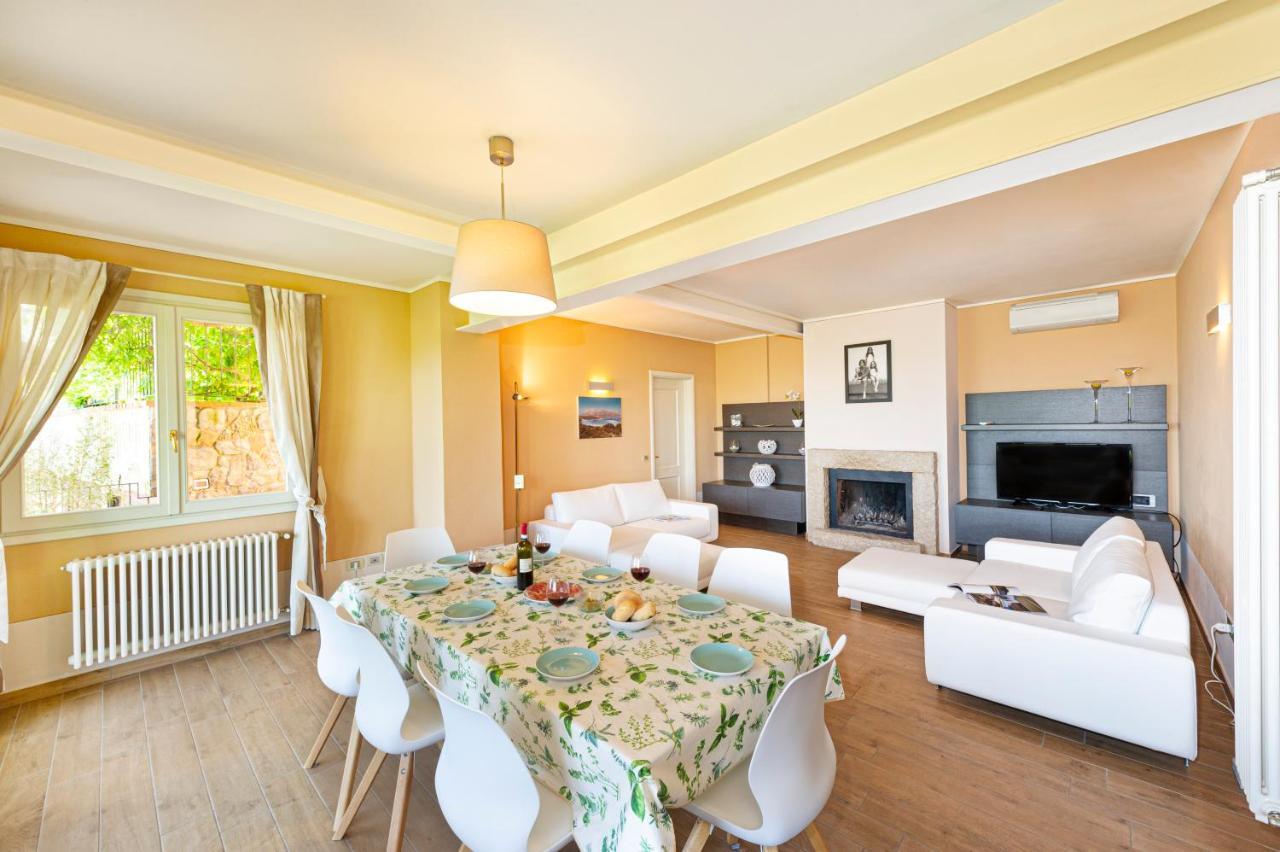 Villa Pratello Padenghe sul Garda Luaran gambar
