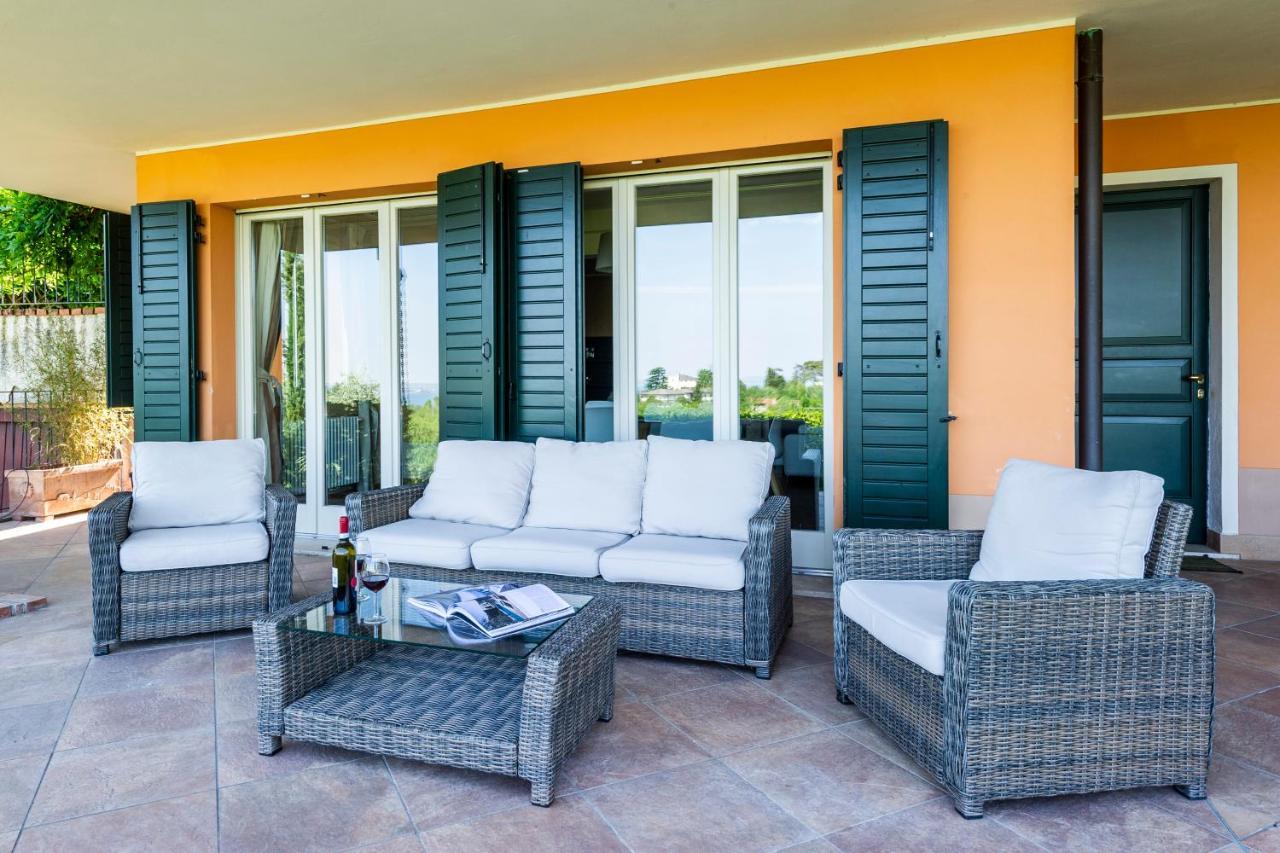 Villa Pratello Padenghe sul Garda Luaran gambar