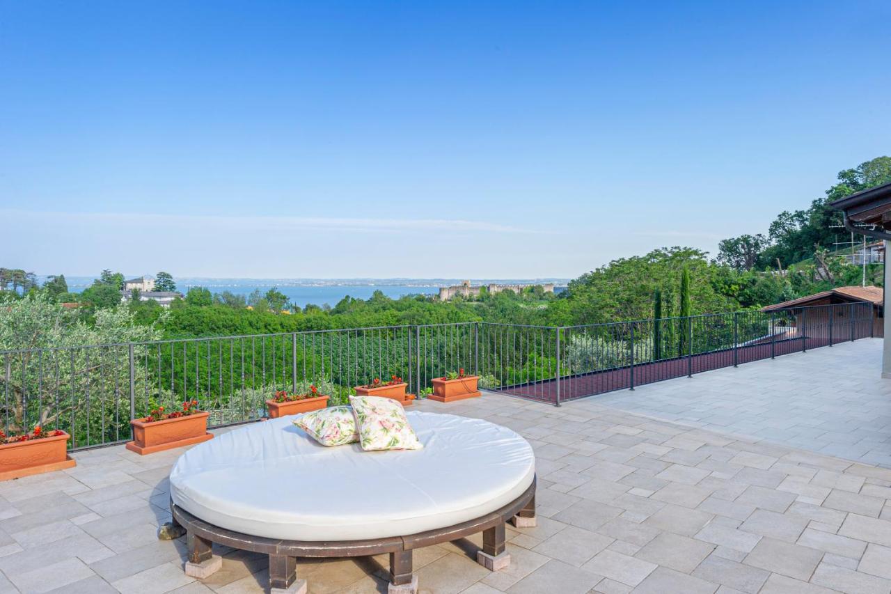 Villa Pratello Padenghe sul Garda Luaran gambar