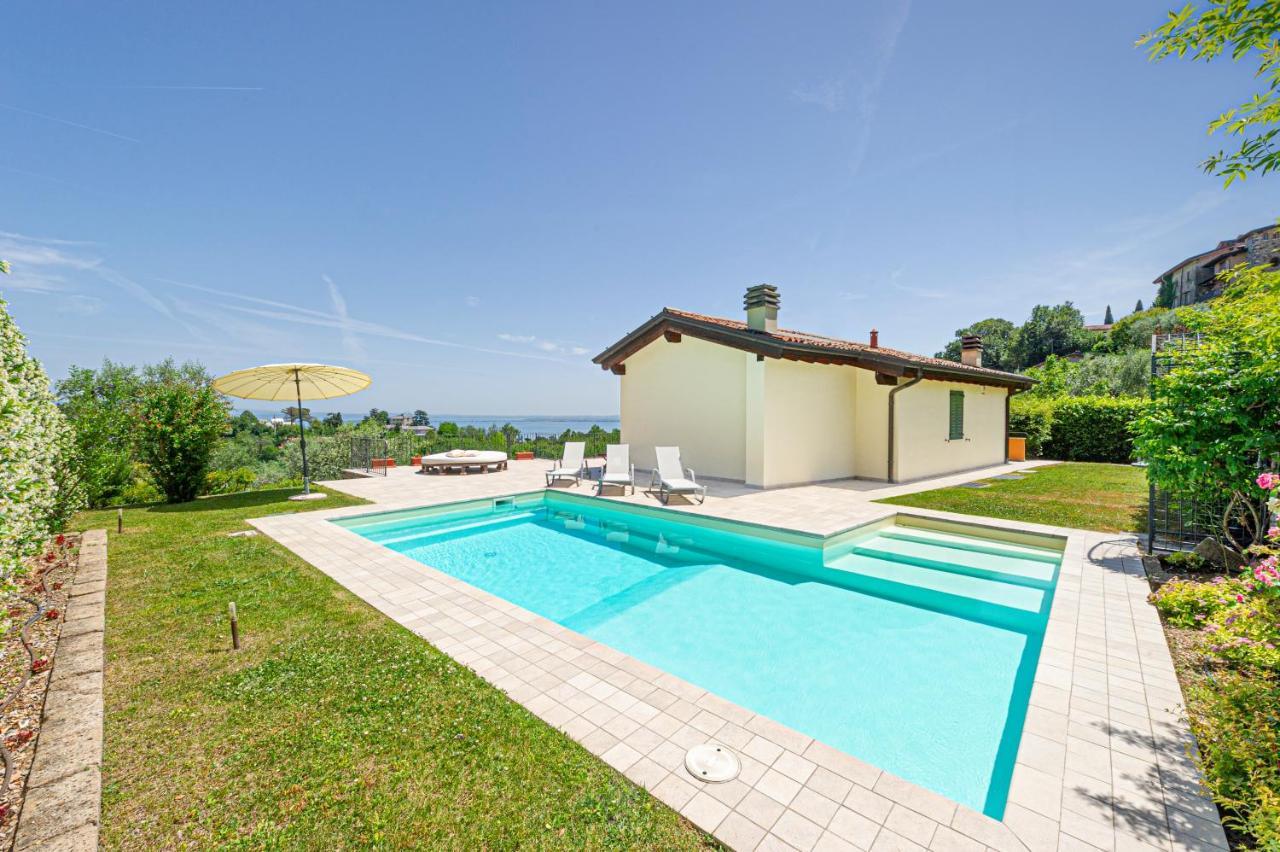 Villa Pratello Padenghe sul Garda Luaran gambar